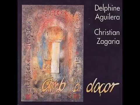 Delphine Aguilera and Christian Zagaria - En El Mes De Mayo (Los Bilbilicos)