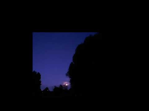 05. 𝟏𝖔𝖛𝖊 - holograms