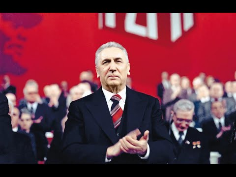 Gierek - Zapożyczony Sukces i Upadek