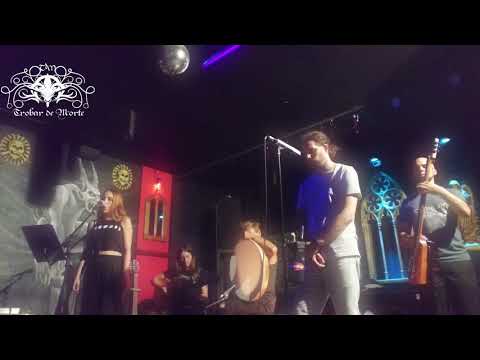 Rehearsing Mater Luna