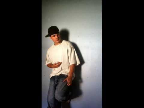 Young-Cee - Watch My Shoes Freestyle