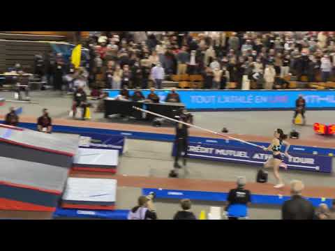 Iryna Zhuk - National Record (4,77m)