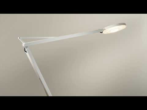 JOHN – The ultimate desk lamp by Tobias Grau