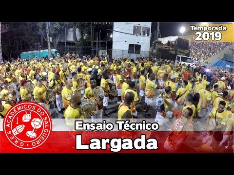 Salgueiro 2019 - Bateria no ensaio técnico (Largada) - Apoteose ao vivo