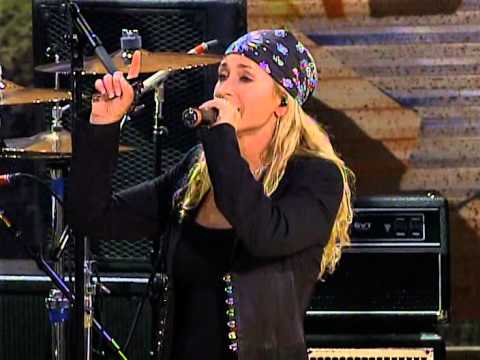 Trick Pony - Pour Me (Live at Farm Aid 2004)