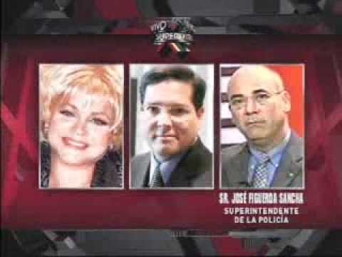 SuperXclusivo - Blooper de Vivian Karla 4/14/11