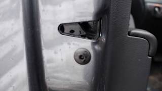 How to Fix a Car Door That Does Not Close