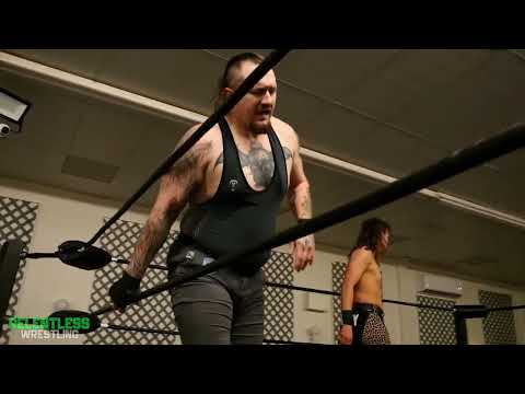 Main Event Charlie Hubley VS Justin Newhook