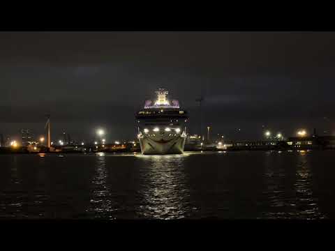 Thumbnail for Norwegian Dawn sailaway London-Tilbury, UK, 13th Oct 2025 18:52