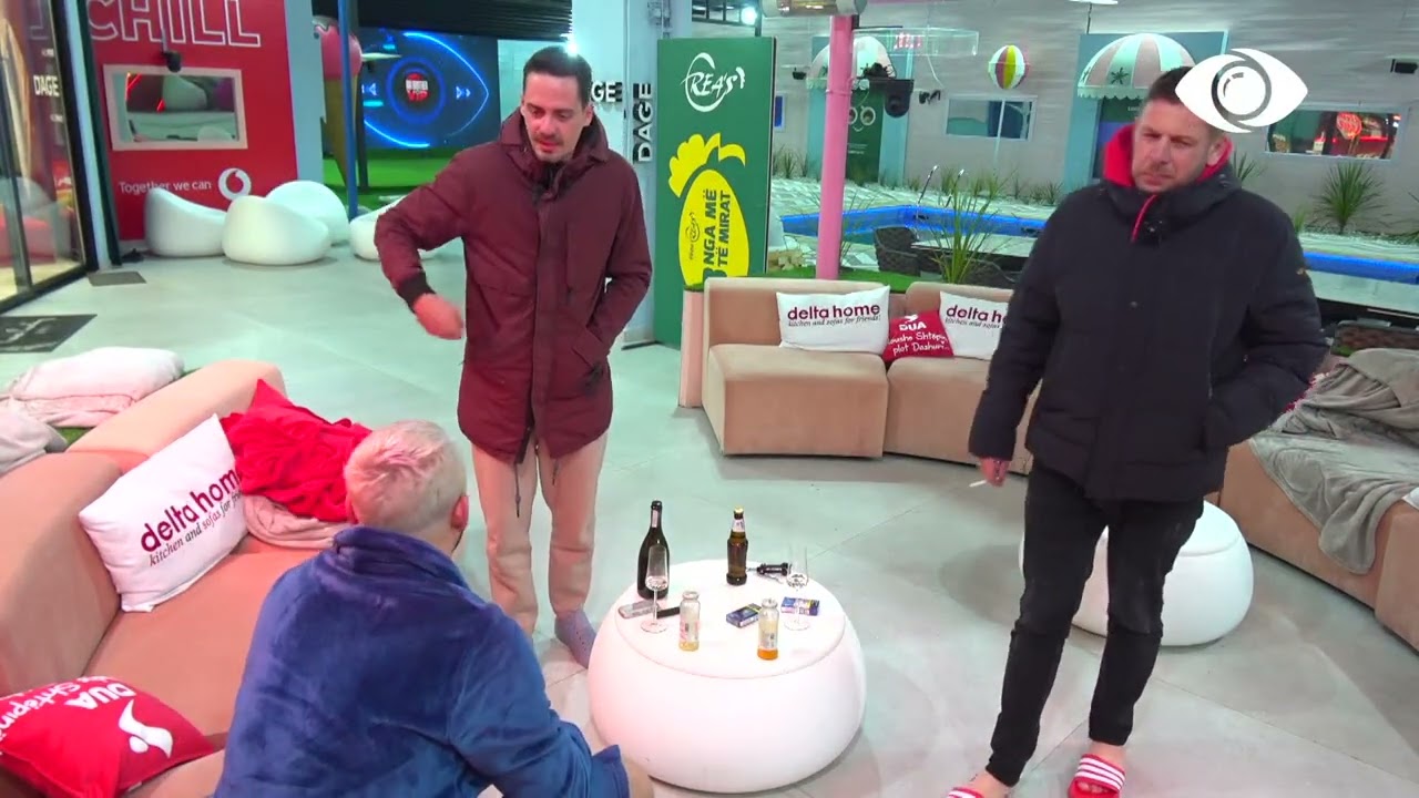 Me i fut një zarf të zi/ Banorët planifikojnë rrengun për Maestron