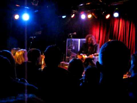 LeE HARVeY OsMOND live in  Chicago with Blue Rodeo.AVI