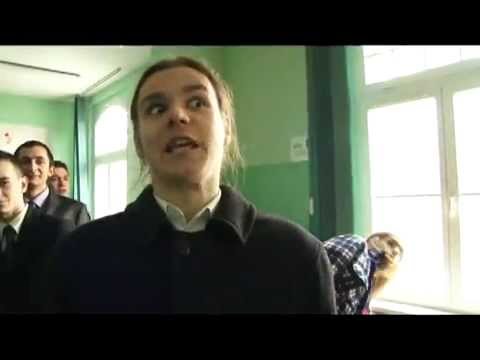 Studniówka 2011 - Wstęp II Liceum Ogólnokształcące Oleśnica klasa III e