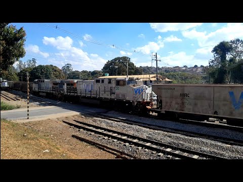 VÍDEO REPOSTADO: Trem de carga graneleiro em Juatuba, Minas Gerais.