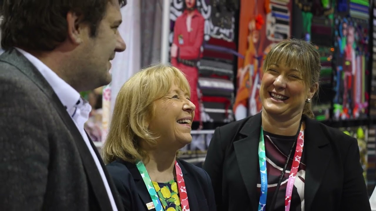 h+h americas show floor