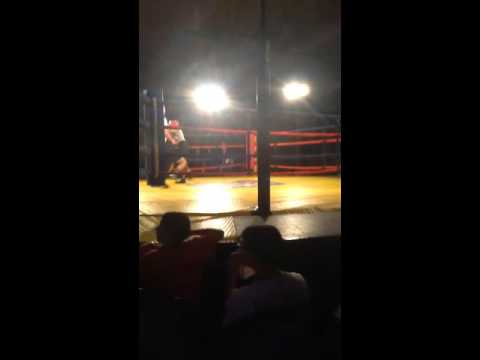Daniel Hall vs Joe Florres Amateur boxing 132lb