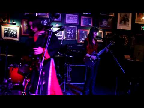 FINIUM - Herr Manelig