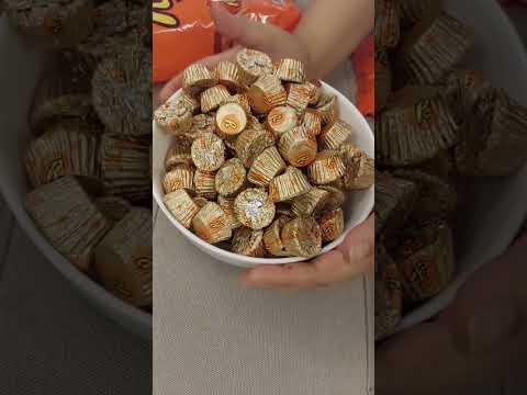 Reese's³ #shorts #asmr #viral #trending #arlene #reese's #peanutchoco #sweets #favorites #partypack