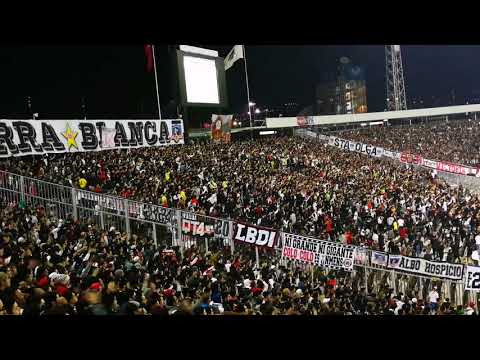 "Cánticos Garra Blanca vs Corinthians [Caldera en el Monumental] Colo Colo 1 Corinthians 0 2018" Barra: Garra Blanca • Club: Colo-Colo