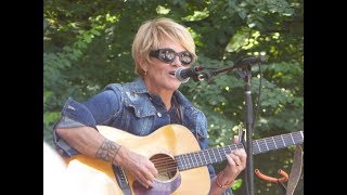 Shawn Colvin &quot;I&#39;m gone&quot; at 2017 Vancouver Folk Festival