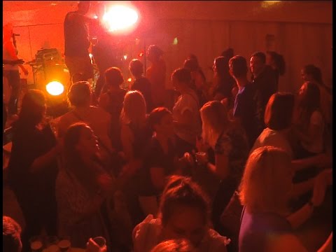 De Fruende / Rollercoaster Bonn in Girod - tolle live Party