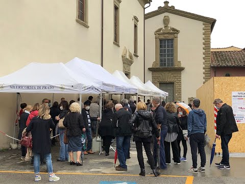 Caos al Pellegrinaio Novo per il Vaccino Day agli ultrasessantenni