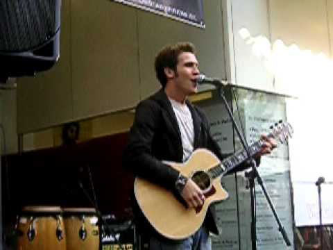 Ben Bledsoe singing 