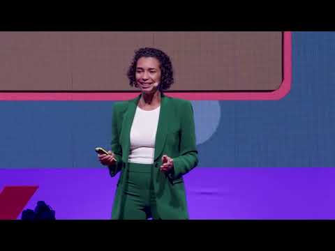 Identità al cubo - Identity to cube | Marta Sachy | TEDxLakeComo