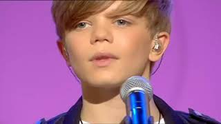 Ronan Parke performs &#39;A Thousand Miles&#39;