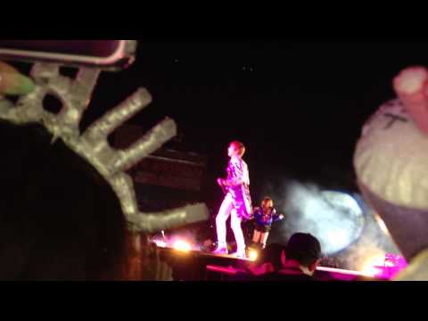 [121125] [SMTown Bangkok] DJ got us fallin' in love - TTS & EXO  (part 1)