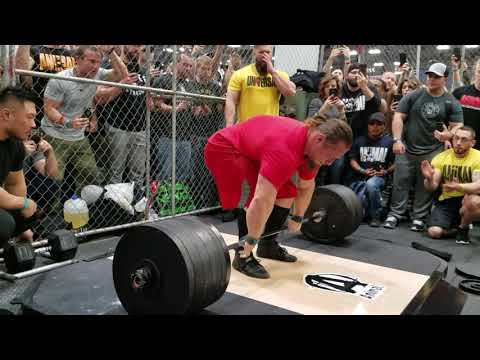 Dan Green 900 lbs deadlift NO BELT in Animal Pak Cage 2018