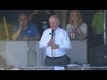 Scully Addresses The Crowd At Dodger Stadium