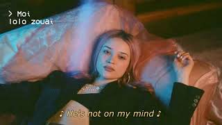 Lolo Zouaï - Moi Lyrics Lolo Zouaï - Moi Lyrics
