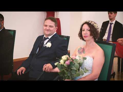 Standesamtliche Trauung von Sabine und Claus Schlamadinger