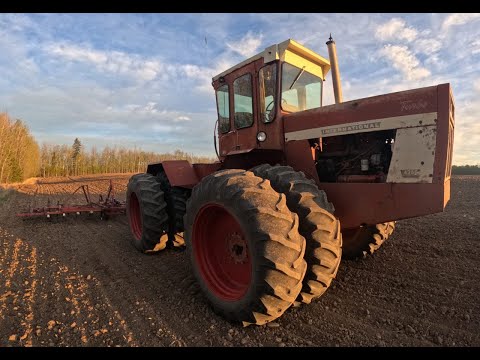 International 4366 and 45 Vibra Shank