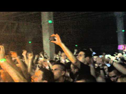 Fox feat. Zhozi Zho - Trap Guru Trap Boss Live @Svikao1 2014