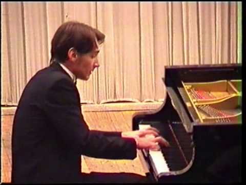 Rossini-Ginzburg Figaro's Cavatina Alexey Komarov