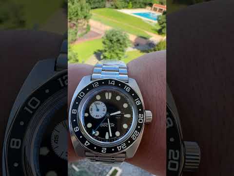 Vostok Amphibia GMT Batman – Affordable Iconic Diver Watch!