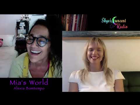 Mia's World Featuring Alexia Bomtempo