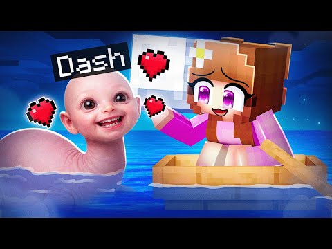 Playing as A BABY HUMAN HEAD SEA MONSTER in Minecraft…