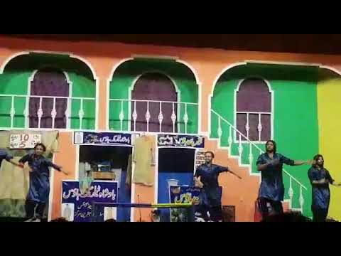 Nida Chaudhary hot sexy mujra...