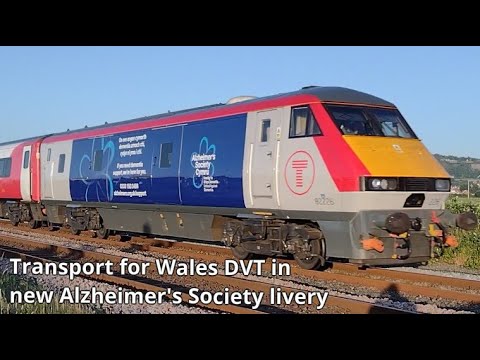 Prestatyn 15.07.2021 - WAG train with new Alzheimer's Society livery - Transport for Wales Class 67