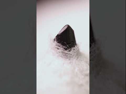 Pencil vs Paper #asmr #relaxing #macro #macrovideo