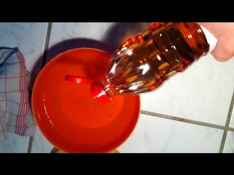 Kalkflecken in der Dusche entfernen - so geht's ohne Chemie