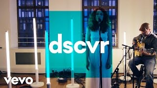 Janet Devlin - Whisky Lullabies - Vevo dscvr (Live)