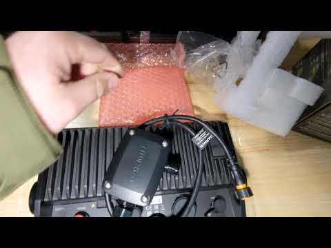 Garmin 1243xsv Unboxing