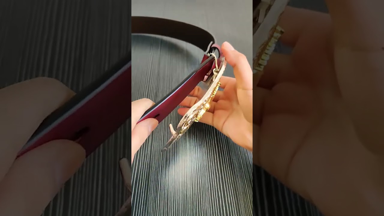 Gold Large Western Belt Buckle #beltbuckle #horses #belt #westernfashion #cowboys #gifts #cowderry