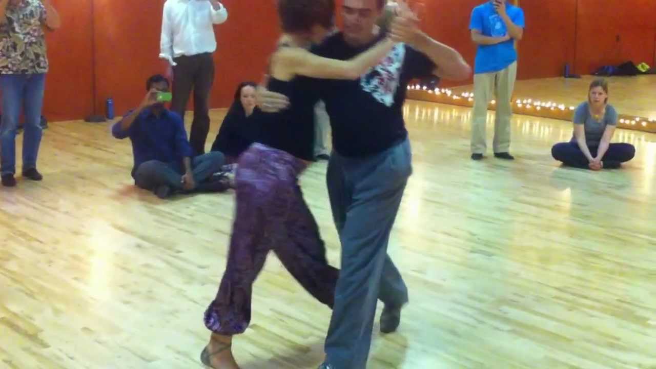 Claudia Codega and Esteban Moreno - Sacadas class review