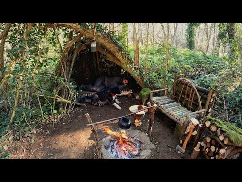 7 Tage Solo-Überlebenscamping, Aufbau einer warmen Bushcraft-Unterkunft, Kochen im Freien, primitive