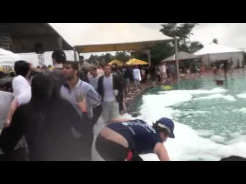 Festa da espuma alojas ESPM economiadas 2011