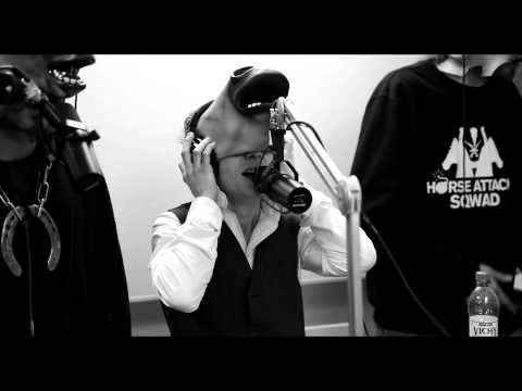 BASSO LIVE: Horse Attack Sqwad - Ratsastan